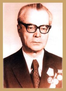 Изображение - ПЕРВАЯ. ГЛАВНАЯ. НАЦИОНАЛЬНАЯ. Почётное звание – сотруднику библиотеки